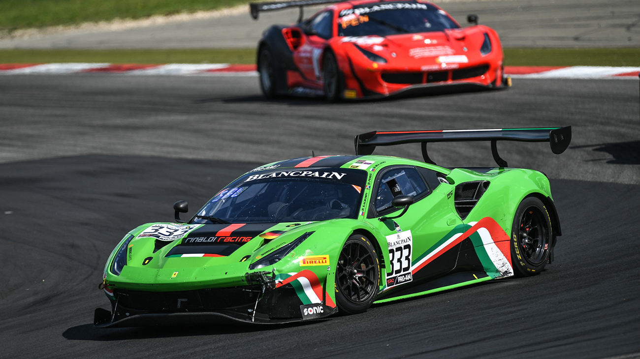 A tense final round of the first season of the Blancpain GT World Challenge awaits drivers at the Hungaroring circuit next weekend.