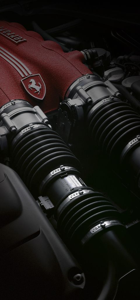 Ferrari California  - Engine