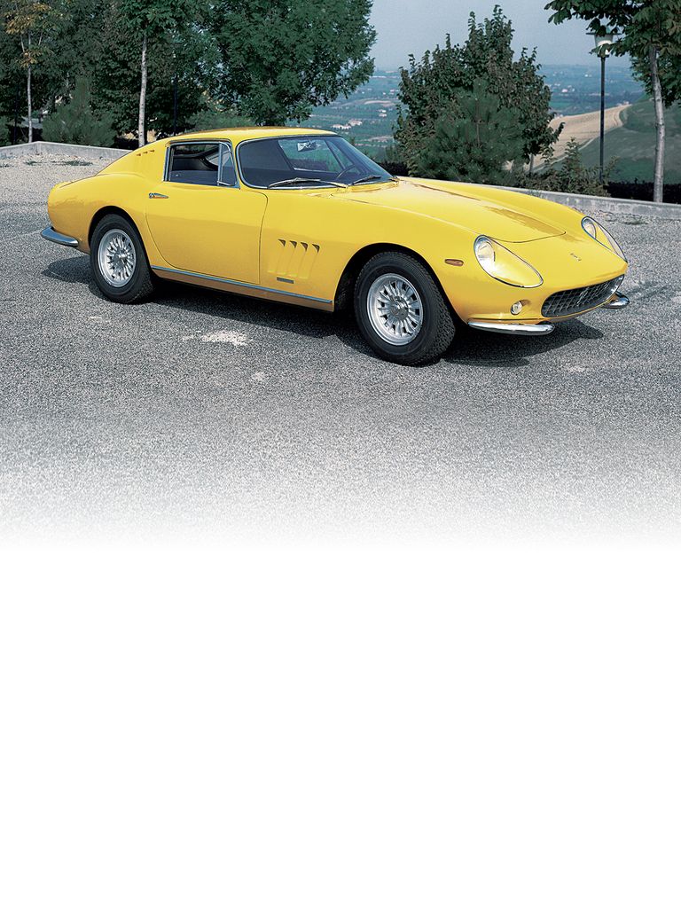 The most important new features of the Ferrari 275 GTB were the rear-mounted gearbox and independent rear suspension.