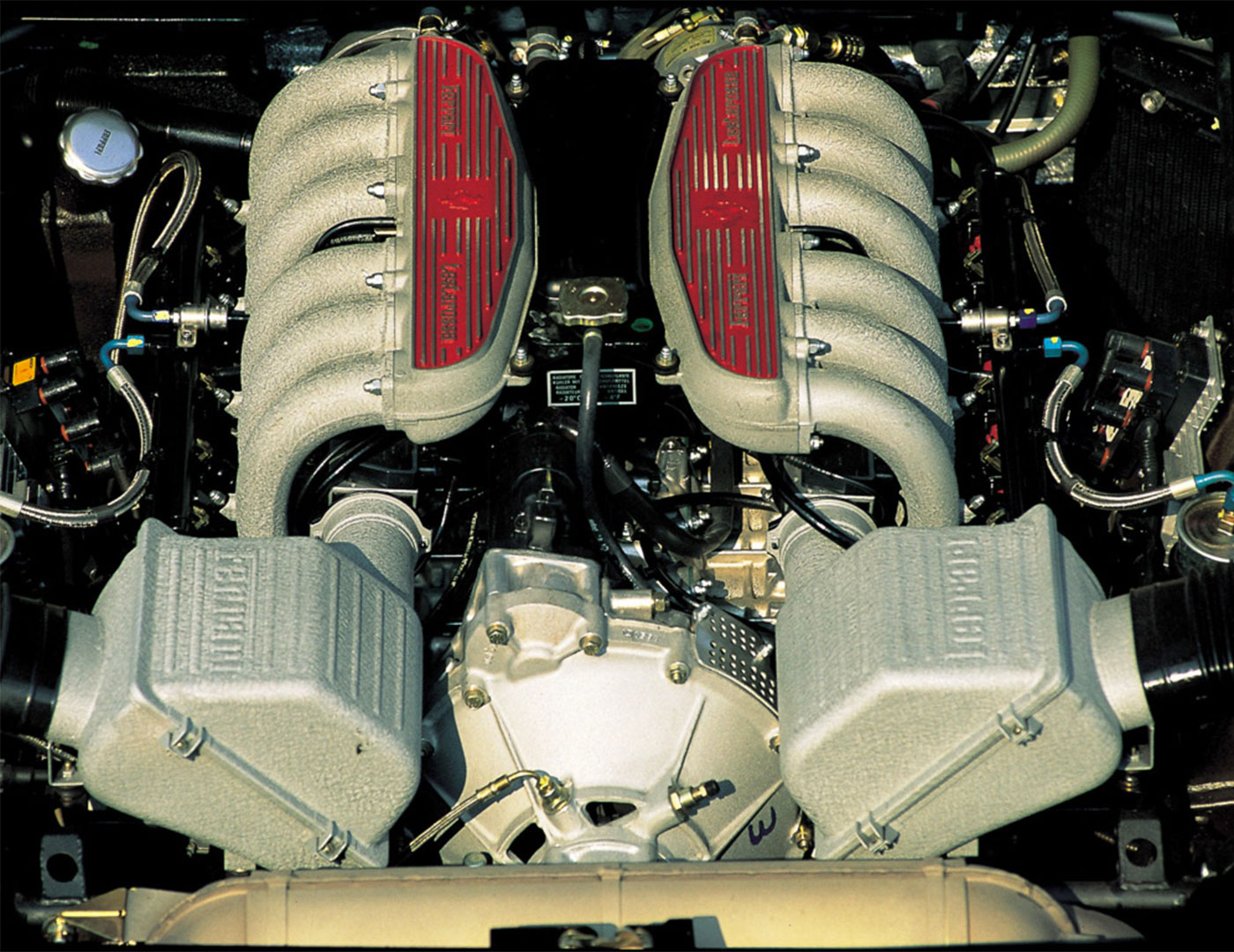 Ferrari 512 TR-chassis-and-and-engine-focus