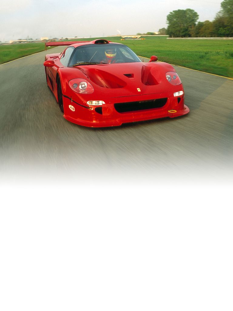 Ferrari F50 GT: Aesthetically, the most notable changes with respect to the road car were an air intake on the roof, a different rear wing with central strut and a rear diffuser. 