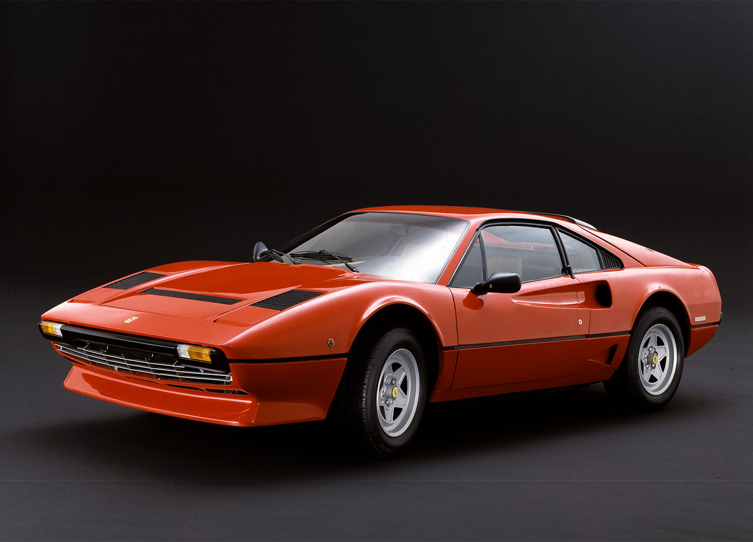 Ferrari 208 GTB Turbo-design-focus-3