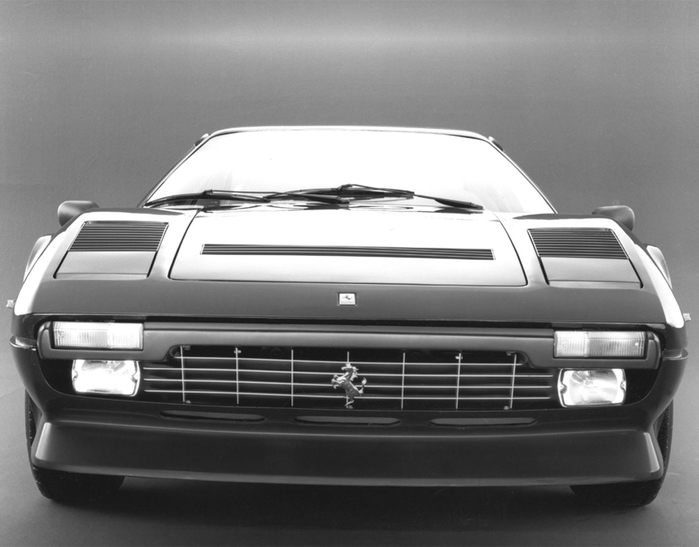 Ferrari 308 GTB Quattrovalvole-design-focus