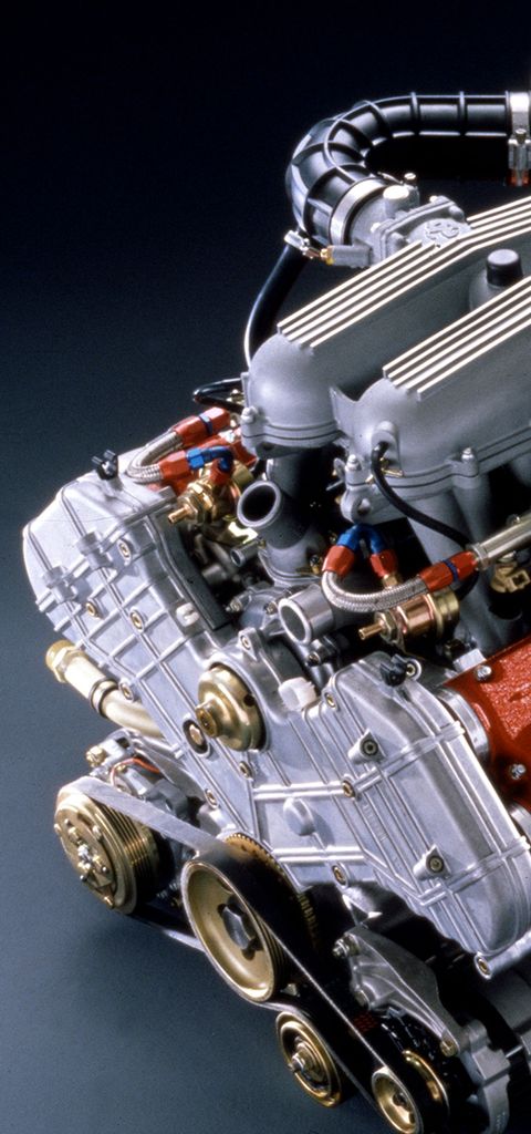 le moteur V8 de la 348