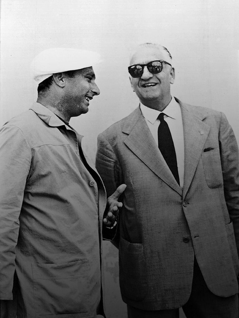 Italian GP 1956, Fangio champion thanks to sporting Collins