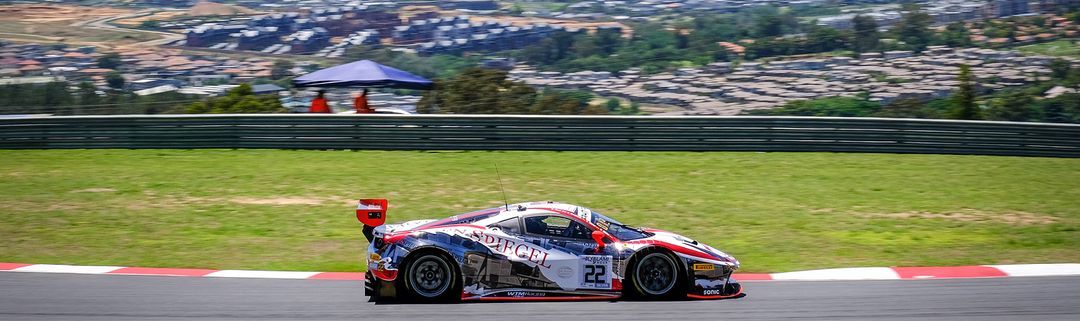 Due Ferrari alla 9 Ore di Kyalami