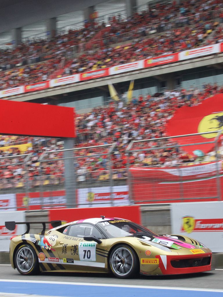 Xin Jin driver in Ferrari Challenge APAC - CHN