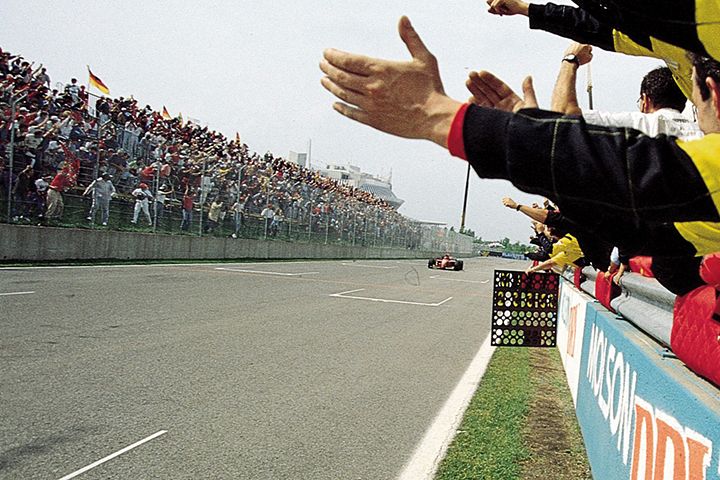 The Canadian Grand Prix was a much-loved event for Scuderia Ferrari, especially ever since the race was held on the semi-permanent track on the Ile Notre Dame in Montreal. 
