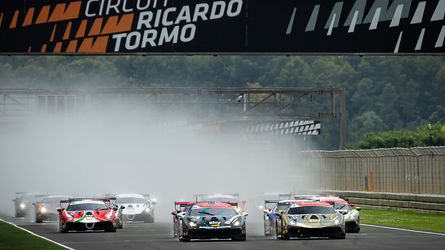 Niccolò Schirò (Rossocorsa), with his third consecutive victory in the Trofeo Pirelli, and Christian Brunsborg (Formula Racing) in the Am, triumphed in the first race in Valencia, round four of the Ferrari Challenge Europe. 