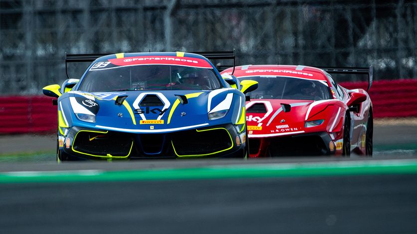 The Ferrari Challenge UK season finale takes place at Oulton Park this weekend, 01-02 October, with Lucky Khera and James Swift battling it out for the Trofeo Pirelli Championship with two races to go.