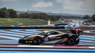 He went in search of victory with gritty determination and in the end it was all joy for Roman Ziemian, FML - D2P team’s Polish driver, who claimed top spot in Coppa Shell Race 1.