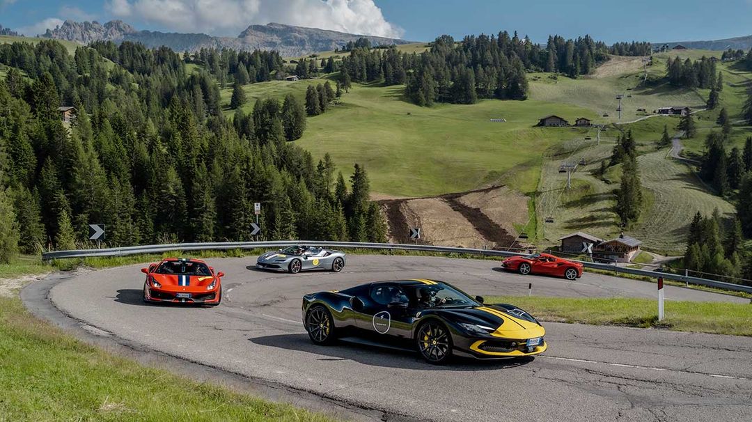 Ferrari Tour Alpine Route un itinéraire spectaculaire au cœur des