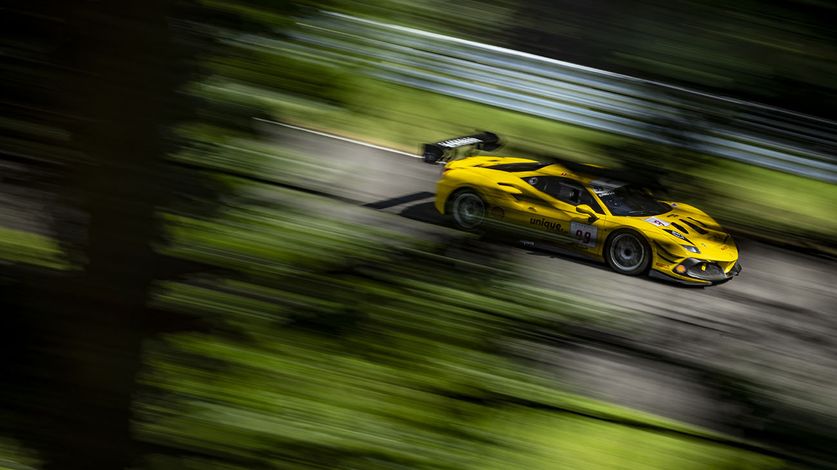 Round 5 brought the roaring engines of 16 cars to Sportsland SUGO, situated in the northeast of Japan and boasting a stunning rural backdrop, home to the final round of the 2023 Ferrari Challenge Trofeo Pirelli Japan in the midst of a scorching heat wave. 