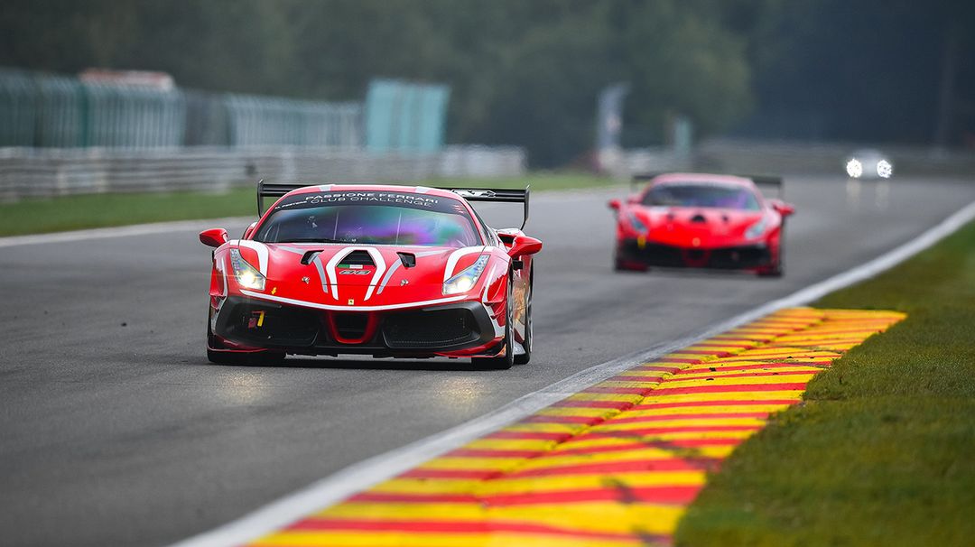 Passione Ferrari: new season kicks off at Portimão circuit