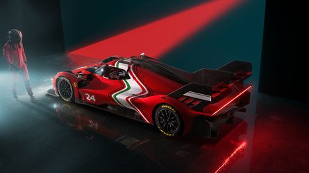 Il nuovo programma Sport Prototipi Clienti debutta all’Autodromo Internazionale del Mugello con il primo evento che vede l’apparizione in pista di una Ferrari 499P Modificata guidata da un cliente della Casa di Maranello.