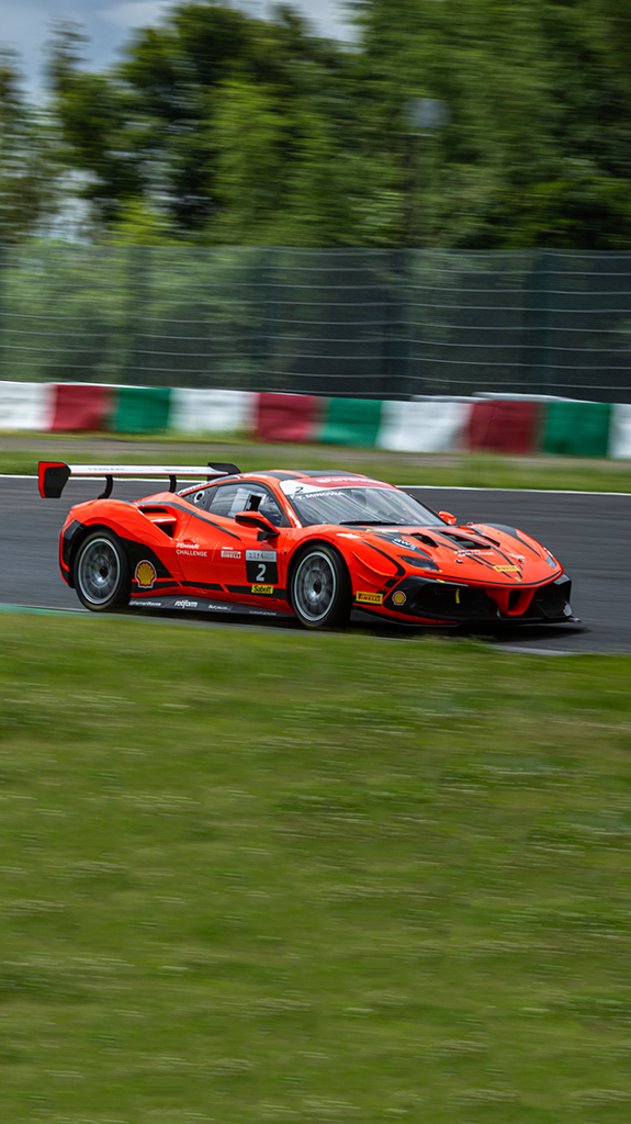 Ferrari 488 challenge evo