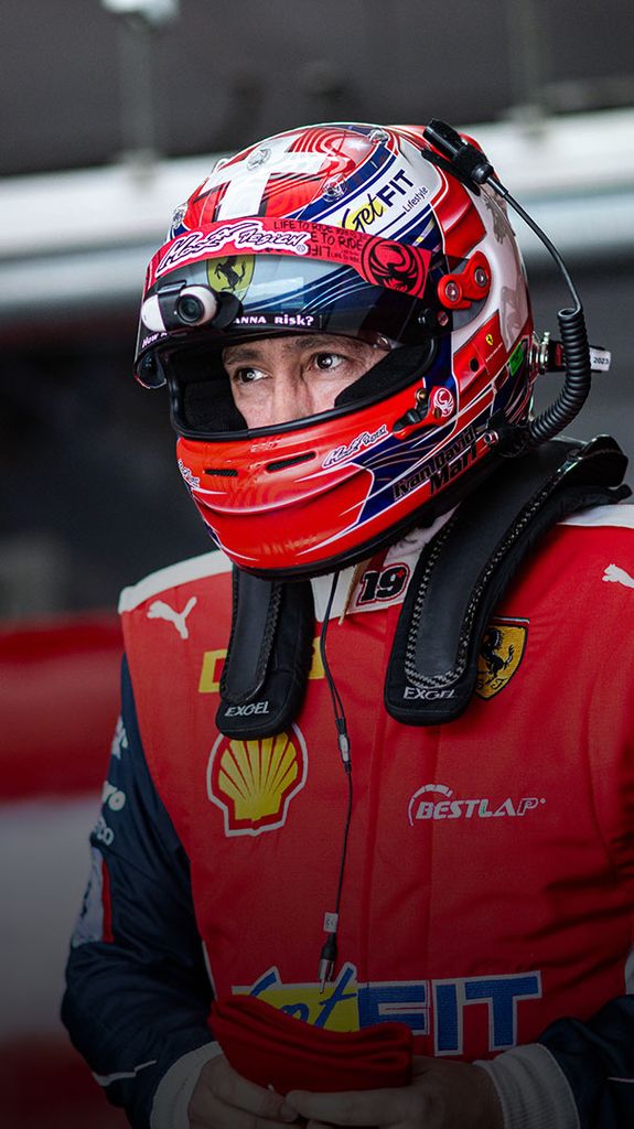 Ivan David MARI, Ferrari Challenge Driver - Ferrari.com