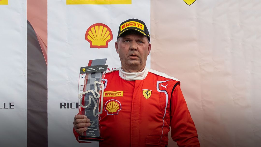 Robert Scott, Ferrari Challenge Driver - Ferrari.com