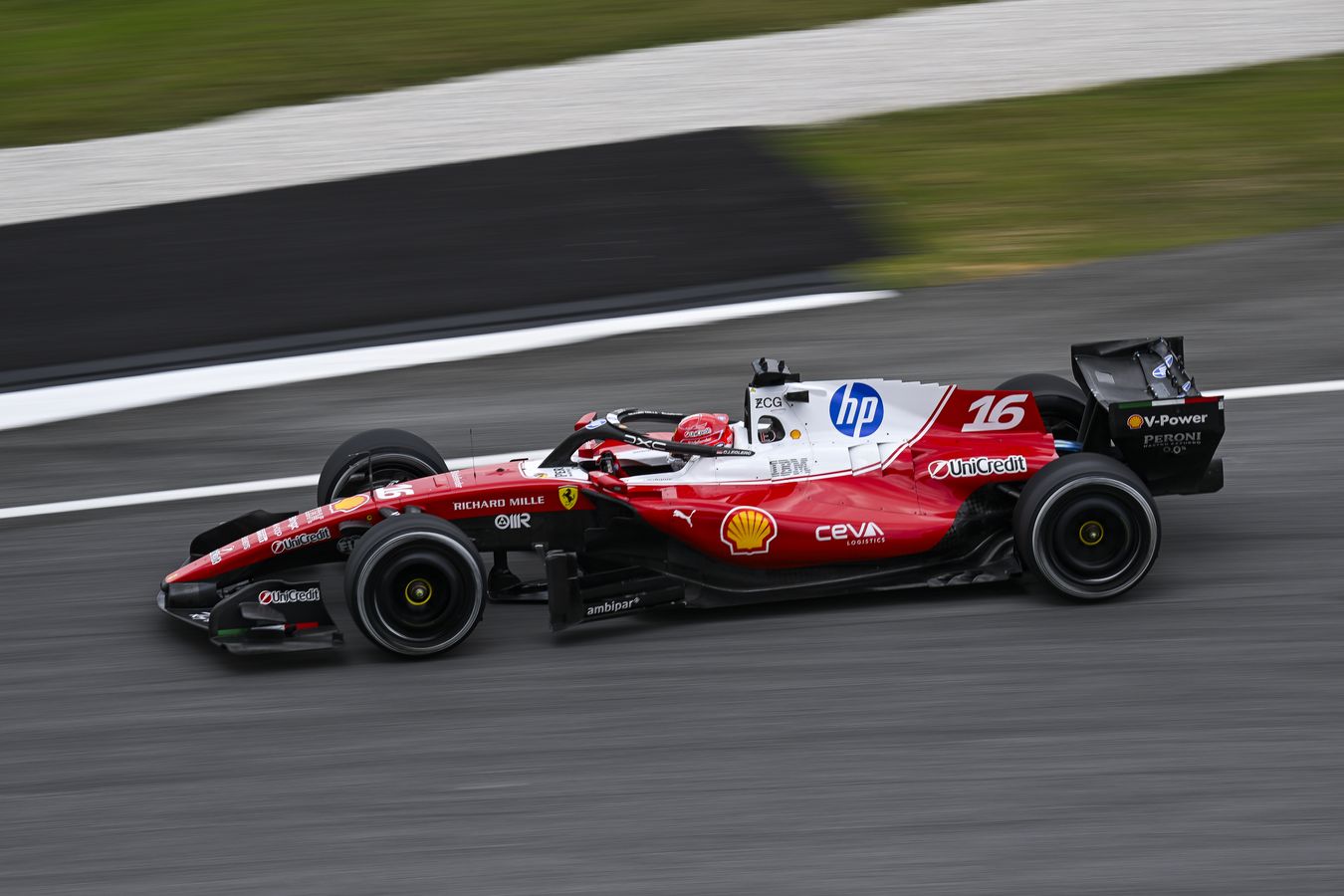 Ferrari centra su trabajo en el equilibrio del coche durante los libres 3 del GP de Bahréin 2026